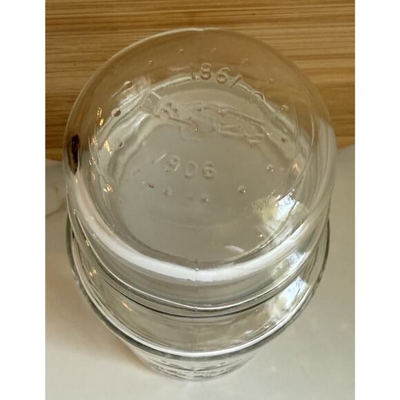 Vintage 1983 Planters Mr. Peanut Glass Jar Lid Canister Diamond Pattern - Picture 6 of 7